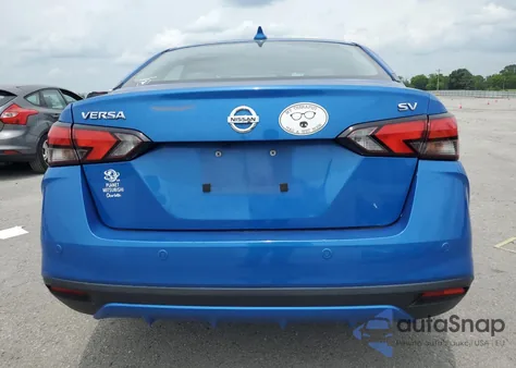 2021 Nissan Versa Sv z USA, uszkodzony, nr VIN 3N1CN8EV9ML824785